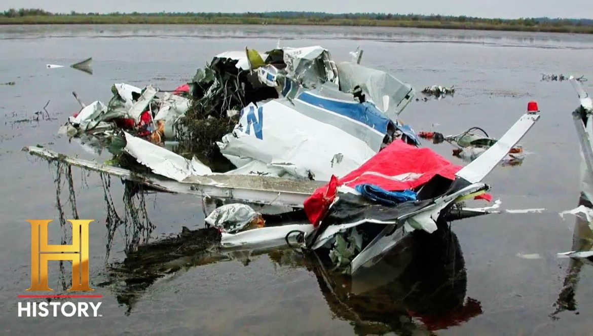 Ancient Aliens: UFO Crashes Into NYPD Pilot….12-19-2023