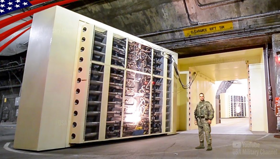 Dentro de la Fortaleza de América Protegida por Puertas de Acero Masivas – Cheyenne Mountain….07-28-2024