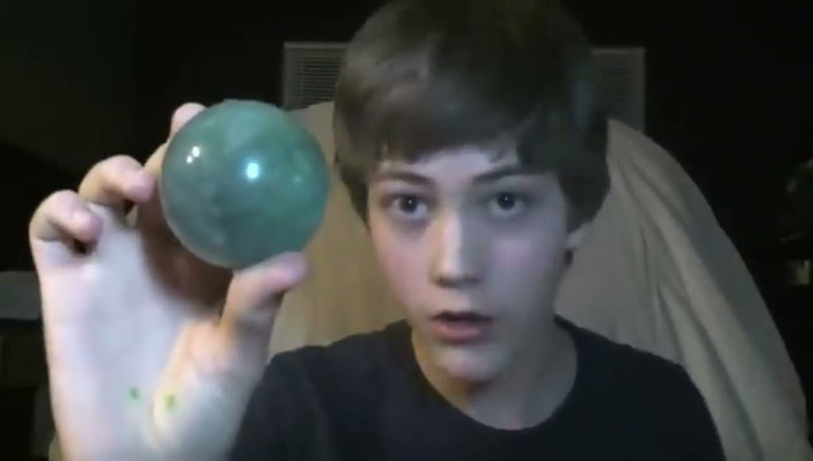 La 4ta Dimensión Explicada por un Estudiante – Doblado al Español…. 02-20-2025